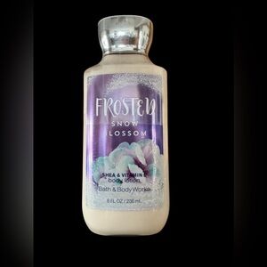 ❄️Frosted Snow Blossom Lotion